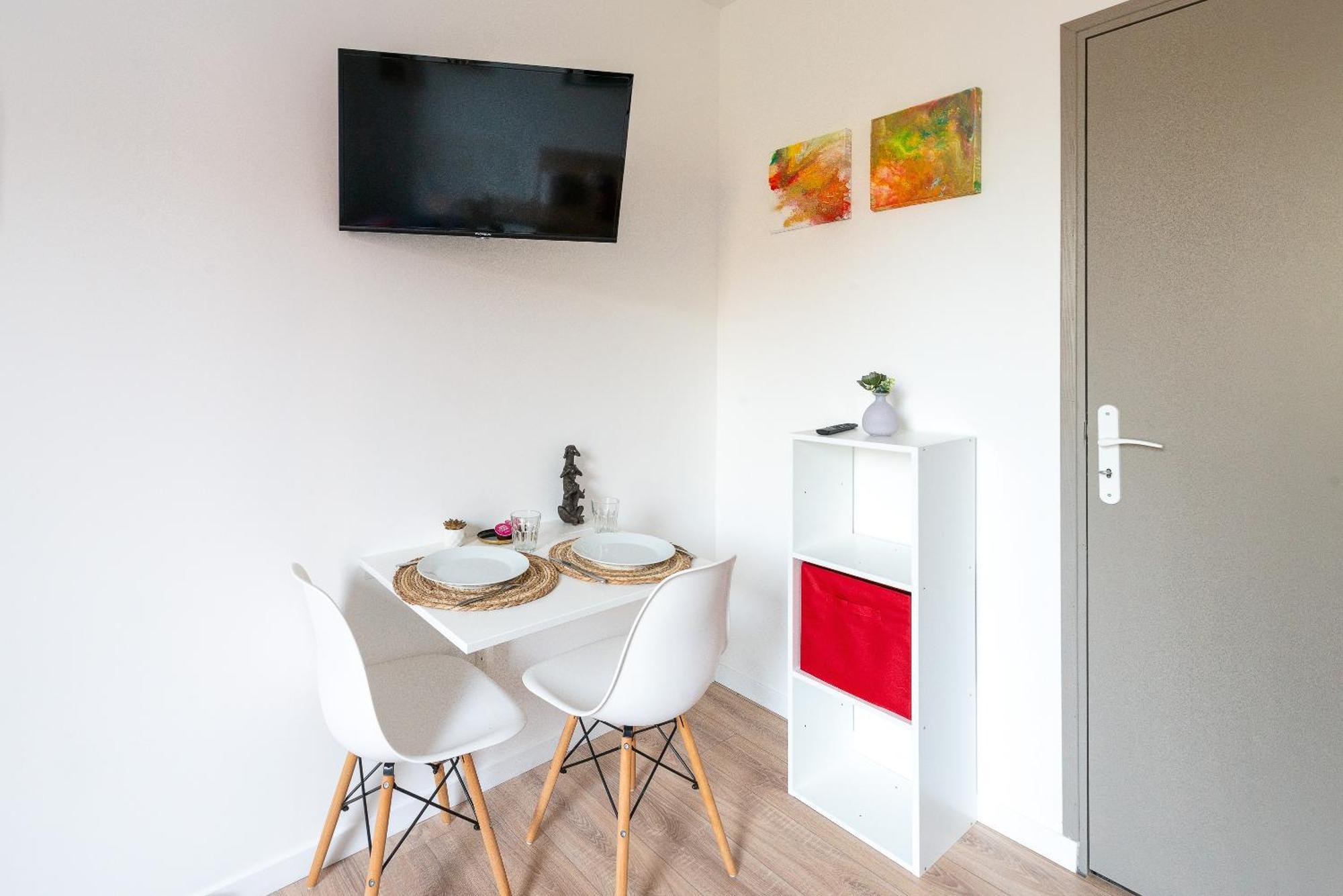Malaka Home Anzin Exterior photo
